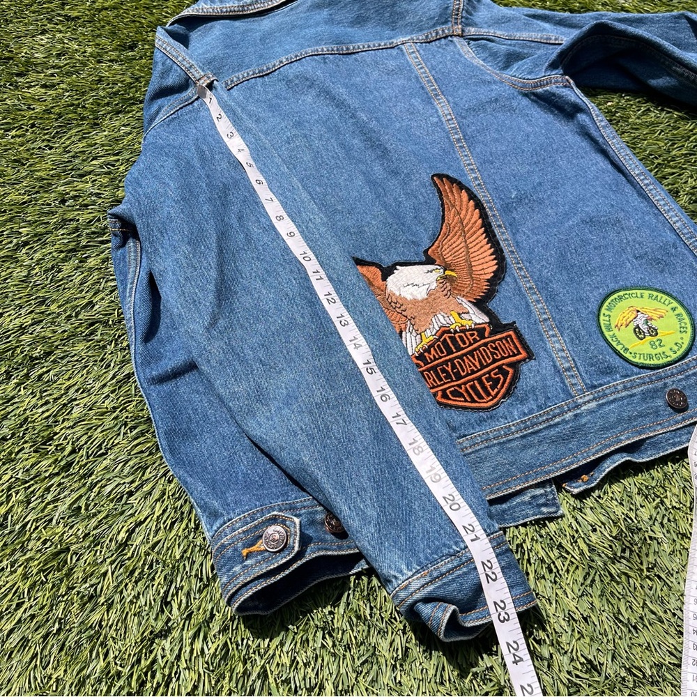 Vintage Women's Sasson Denim Jacket w Motorcycle Patches Size Medium - Picture 10 of 10